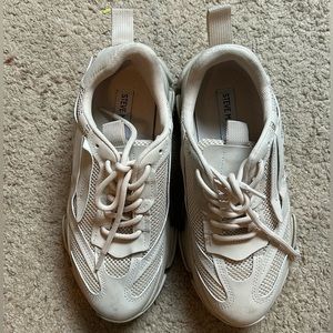 Steve Madden Sneakers Size 8.5